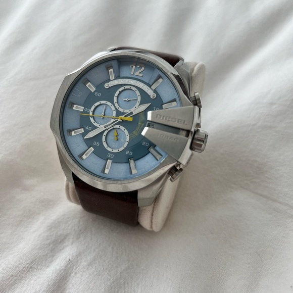 Diesel Mens 10-Bar Chronograph Watch - Picture 2 of 5
